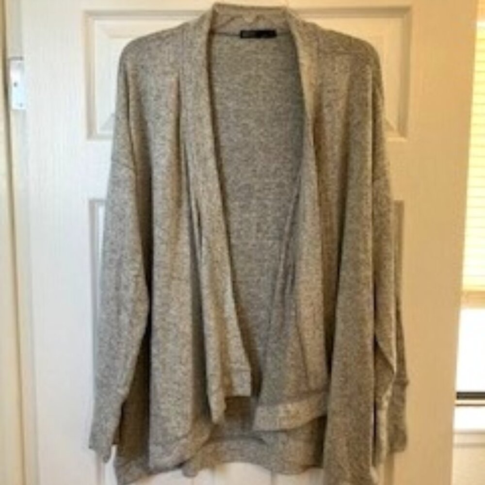 Gibson gray flowy cardigan sweater NWOT